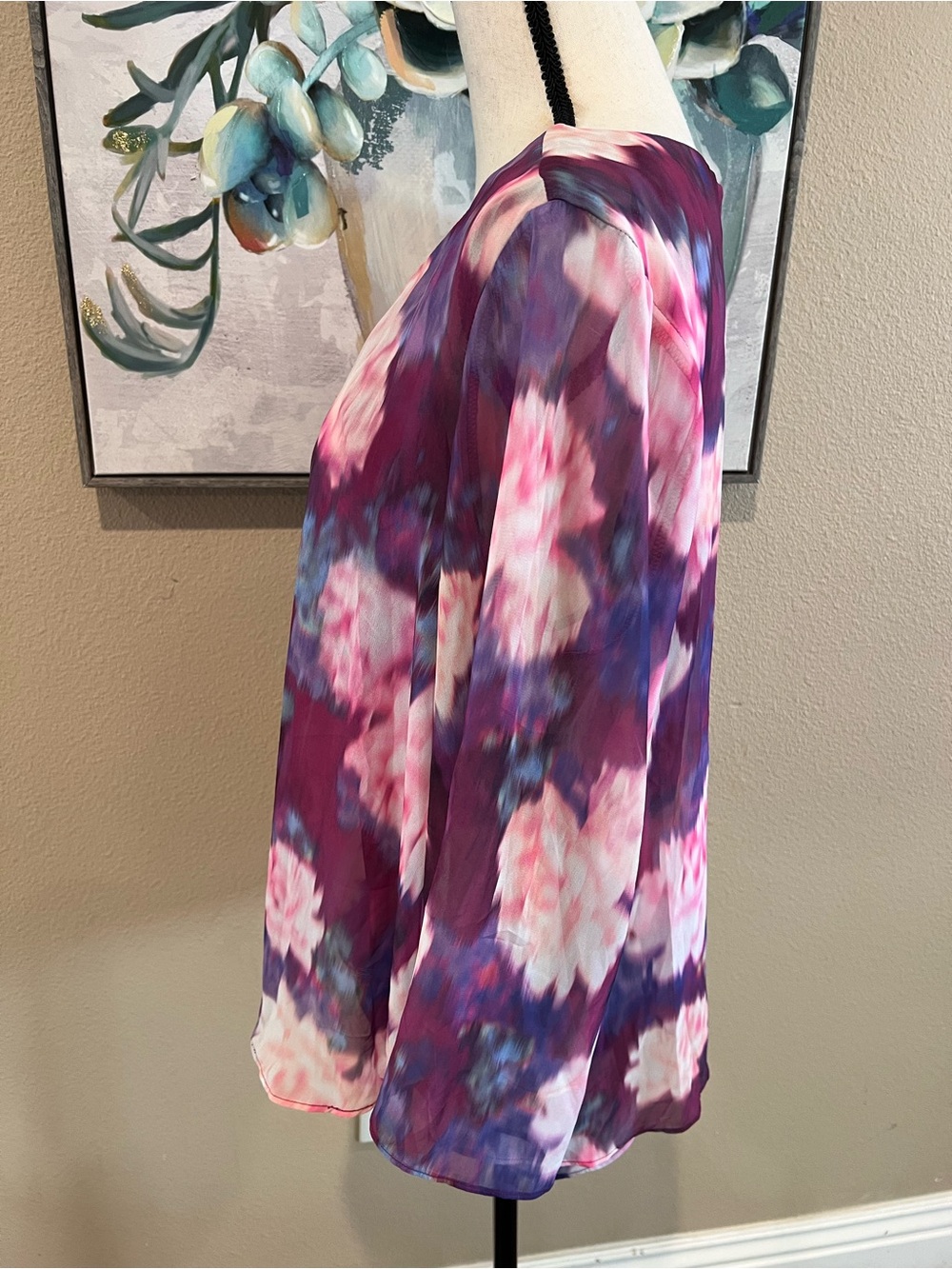 Jennifer Lopez Purple & Pink Floral V-Neck Tunic - Picture 4 of 8